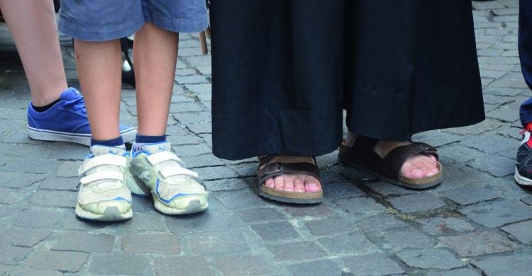 Ode Sant'antonio In ProcessioneMessaggero Ai Piedi… Di N0ymOPvn8w